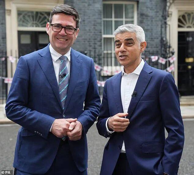 长野琶扼搂vs北九州向日葵_金正恩女儿首登国际舞台长野琶扼搂vs北九州向日葵,引爆接班传闻!英国首相被架空,工党内斗成全武行…