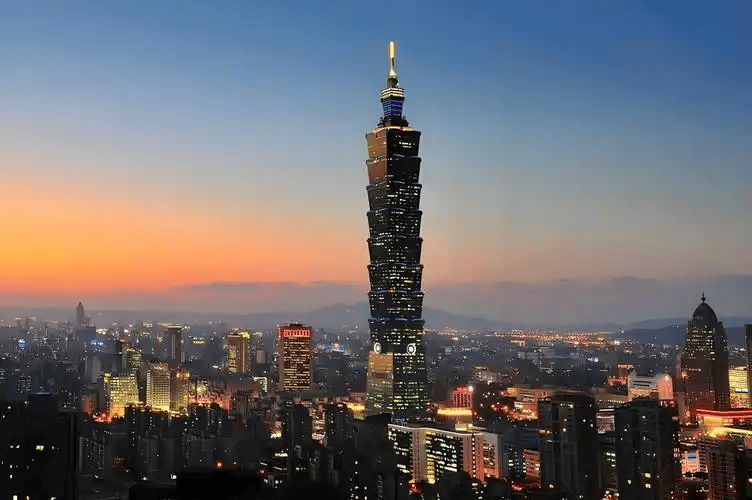 莫尔vs费德列斯达 | 局势出乎意料莫尔vs费德列斯达,台当局改口称洪秀柱无罪,对没去北京的马英九下手