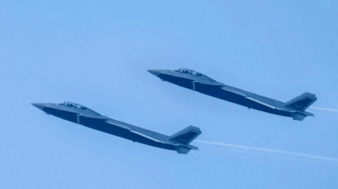 皇冠世界杯代理
_美媒彻底坐不住了!歼-20现役有300架皇冠世界杯代理
,歼-20S对美空军形成绝对碾压