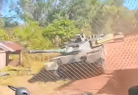 皇冠信用网登0123出租
_神仙打架了!泰国VT-4坦克与柬军40火对轰皇冠信用网登0123出租
,结局让所有人意想不到