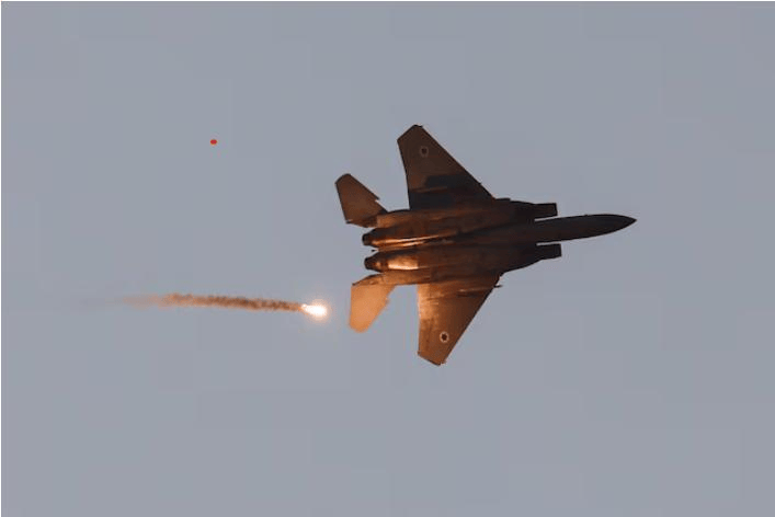 皇冠在线客服
_已经晚了?特朗普正评估对伊动武方案皇冠在线客服
,神秘强援已帮助伊朗切断星链!