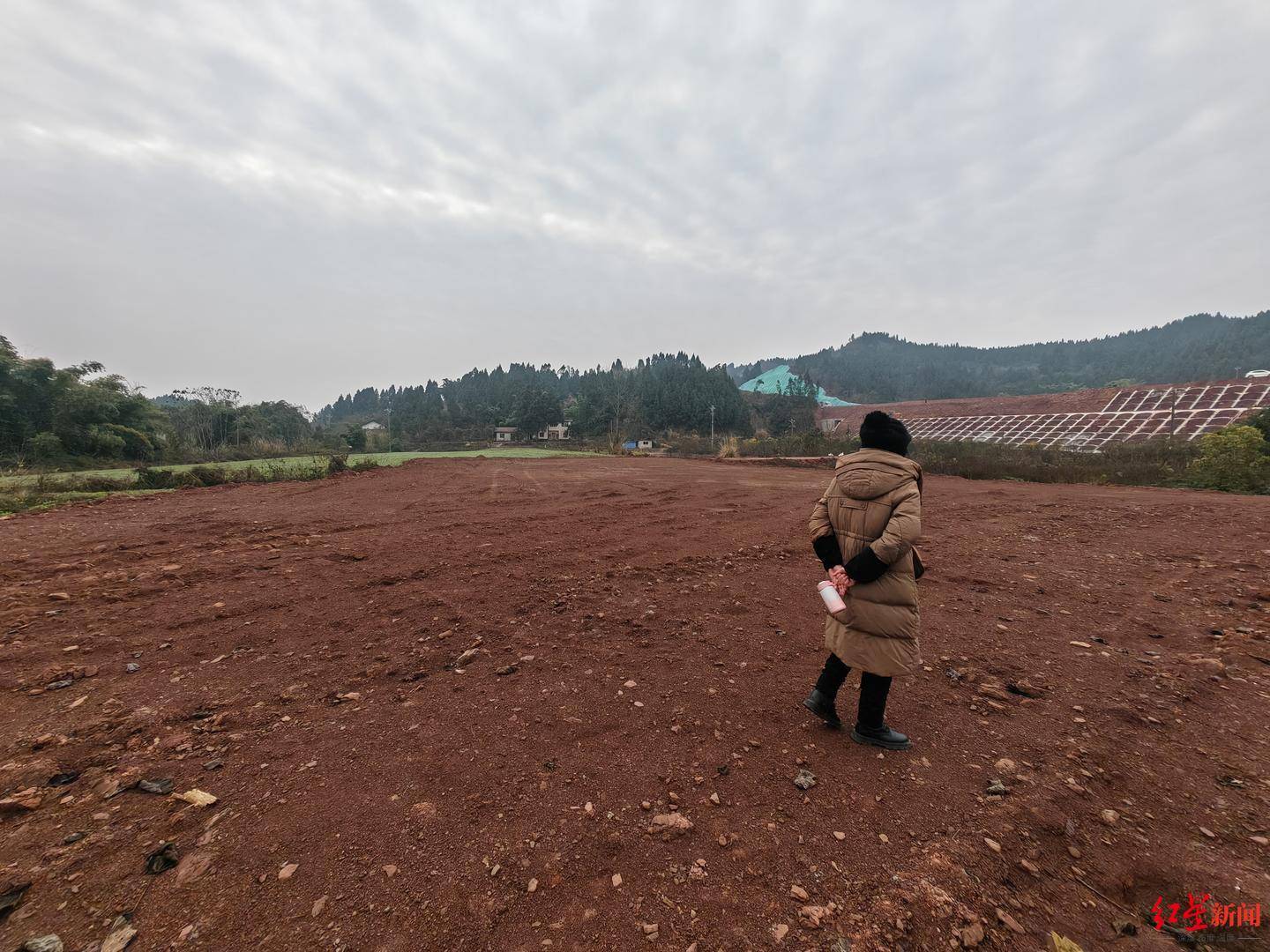 新2网
_南充一村庄村民房屋因建高速路拆迁新2网
,至今未找到新宅基地建房 官方回应